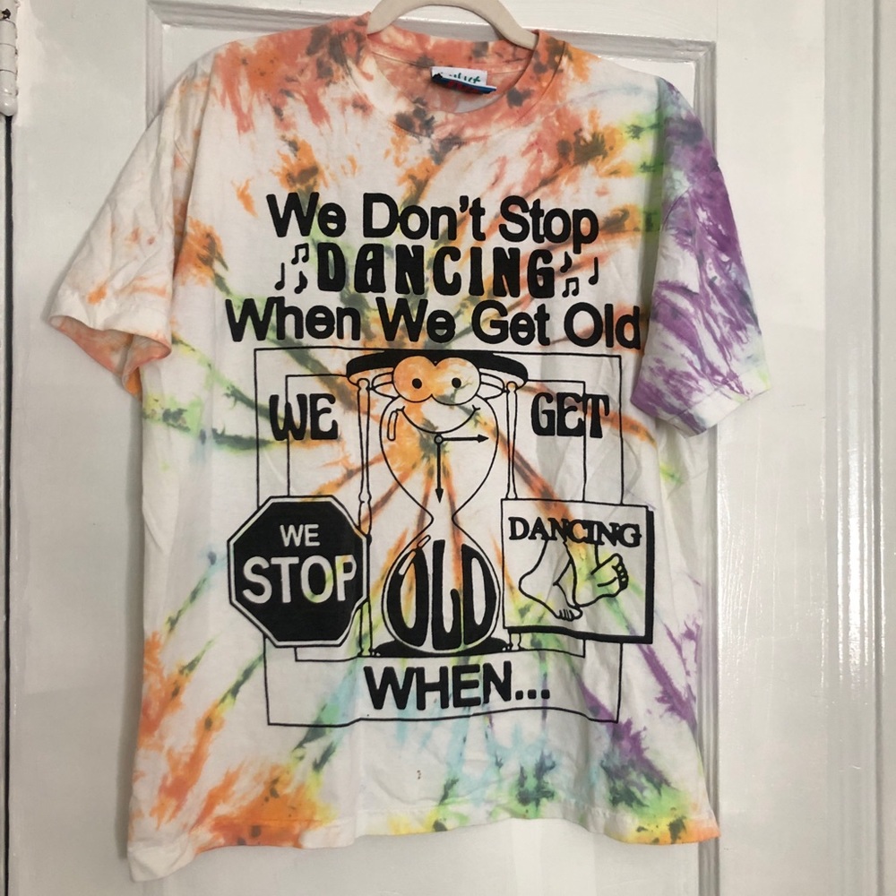 Rare Online Ceramics “We Don’t Stop Dancing…”